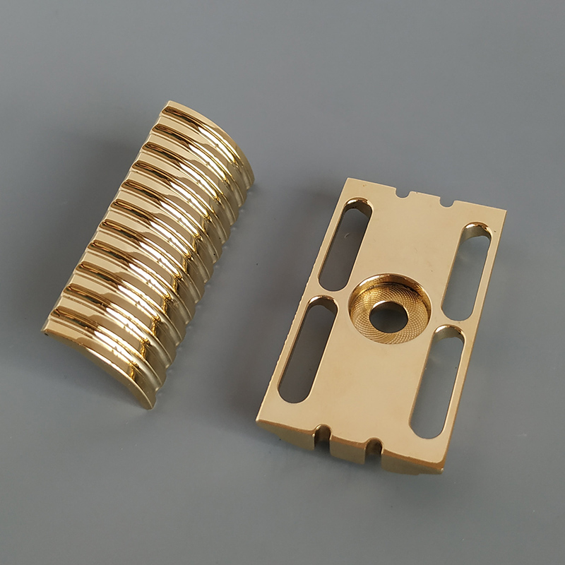 Dscosmetic D8 Brass/Ti/316 Sta - Safety Razor Handle recension och pris